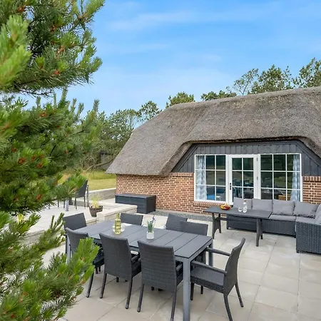 Alwina - 2-5km From The Sea By Interhome